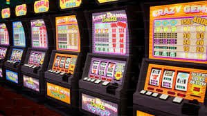 Filipino players enjoying 771pub casino games on desktop and mobile